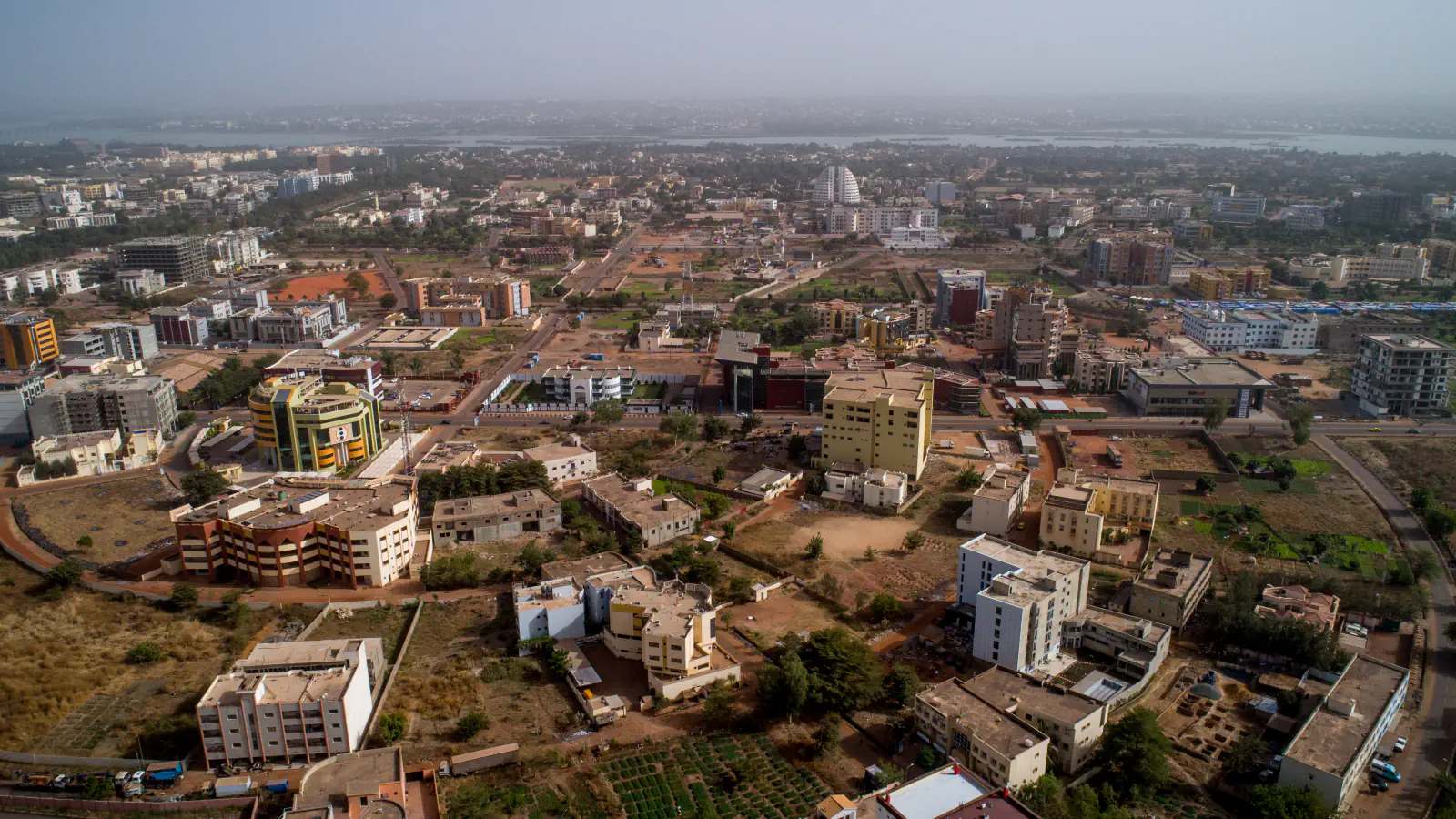 Aerial view of Bamako’s ACI 2000 neighbourhood with the Niger River beyond